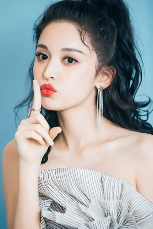 风流玉女古力娜扎秘史美空出身又当又立,外纯内骚人品堪忧