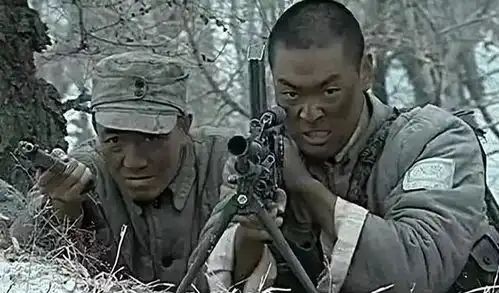 亮剑中司令员放话5吨炮弹换下李云龙,总感觉哪里不对
