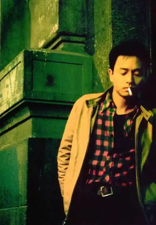 张国荣那些好看的高分电影剧照都在这里了
