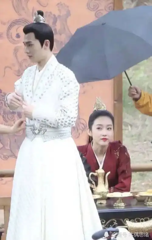 且试天下最新路透照,男主杨洋白衣造型梦回三生三世夜华