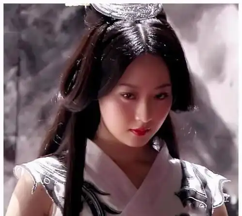 神话回忆杀,十年后王牌再聚首,三女集结胡歌会选谁
