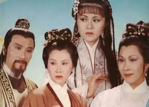 他是金庸笔下最可恨的大侠,毁了三位女子的清白,却当上武林至尊
