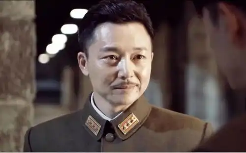 别再嘲笑内娱大叔油腻了,这几位告诉你,不止港男才会身材管理