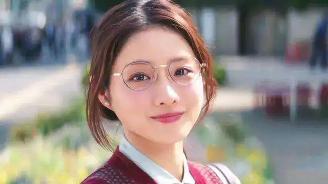 网曝石原里美老公正面照,圈外青年才俊,投资年入300万