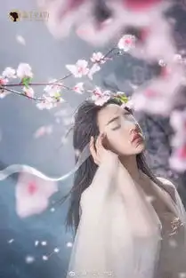 你可以不看电影三生三世十里桃花,但一定要看它的海报和文案