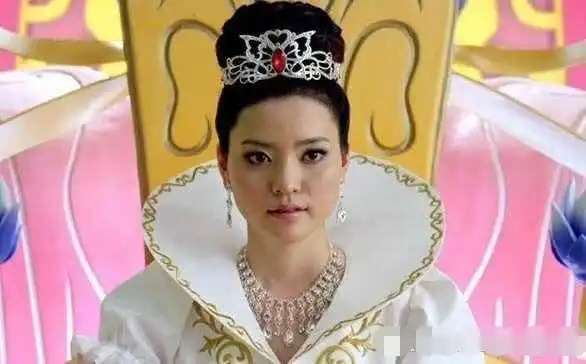 巴啦啦小魔仙的最美魔仙女王,如今身材发福,让人认不出来