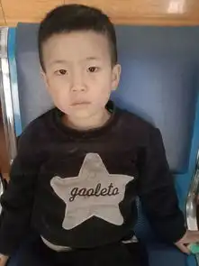 禹州市古城镇一小男孩儿意外走失,急寻家人被刷屏古城派出所民警......