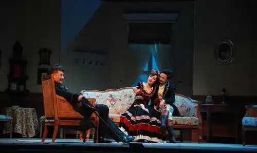 玩偶之家,女性独立的宣言,婚姻应是男女的结合并且永远平等