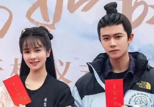 任嘉伦又一部古装剧迎来杀青不仅剧照颜值惊艳众人,女主更加惊喜

