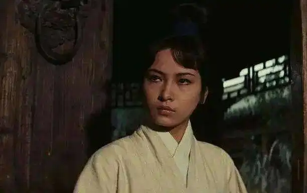 被渣男抛弃后转嫁豪门建中国第一豪宅拍霸王别姬,这个女人太牛了
