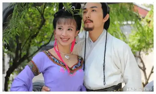 杨贵妃秘史谢阿蛮一见钟情,英勇的大将军高仙芝,原来是李承铉
