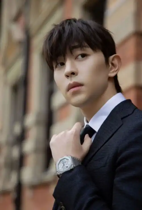 纪凌尘没作品怎么敢说是演员所以纪凌尘到底为什么糊的那么快