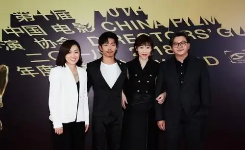 刚火就凉任素汐被董博原配指出婚内出轨,口碑全面扑街
