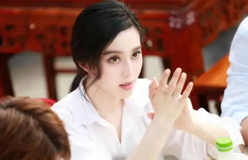 范冰冰拿六千万算啥,她露个脸都要上亿,网友这才是天价