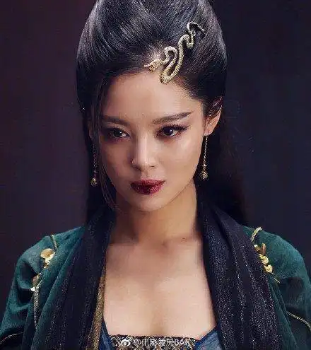 斗破苍穹将上映,辛芷蕾饰演美杜莎剧照被晒出,觉得怎么样