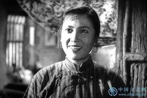 无法超越,还是步履不停艺术本应无限丨小艺有话说