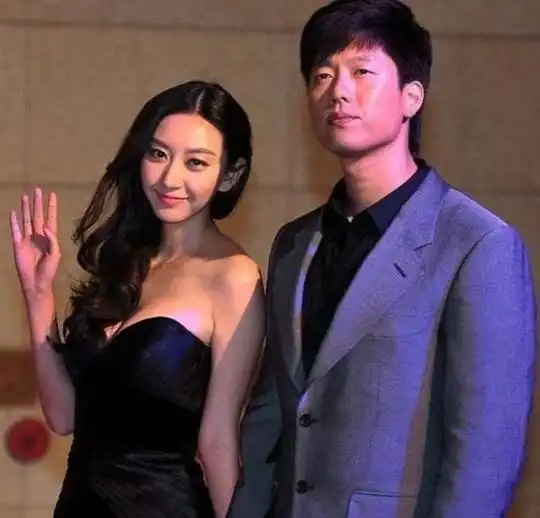 姚晨凌潇肃唐一菲,当年发生了什么让唐一菲拒演回家的诱惑
