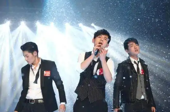 他是肖战最好的兄弟,因帅引舒淇李宇春争抢,为拍戏拒绝龙丹妮