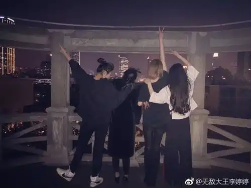 谈判官童恬恬,独家记忆薛桐,这枚上戏校花你们注意到了吗
