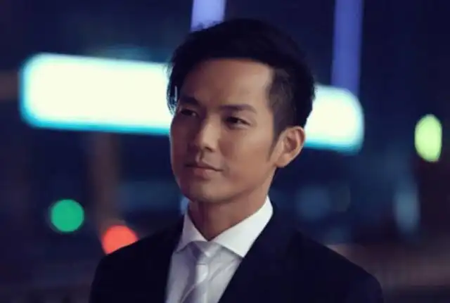 钟汉良终于官宣新作,全明星阵容惹眼,光看剧照就想追
