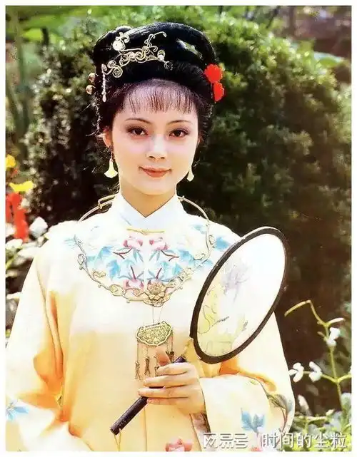 87版红楼梦最不像角色的演员,一心只想演丫鬟
