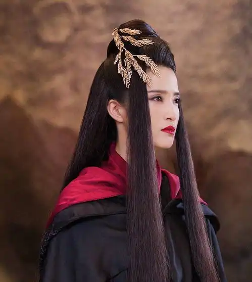 烈火如歌有四美,龚蓓苾垫底,代斯第二,第一实至名归剧中龙政璇城城主
