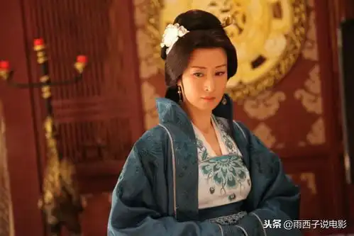 刚拿下大奖的她,虽然人气一直不高,但真的是一个好演员
