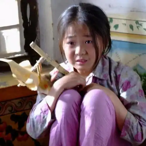 小花晒和爷爷剧照,15年了,暖春演员差距大,有2位已经去世