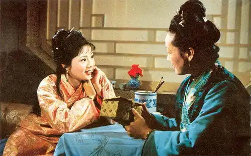 红楼梦里周瑞家的送宫花,为什么没有李纨的份儿