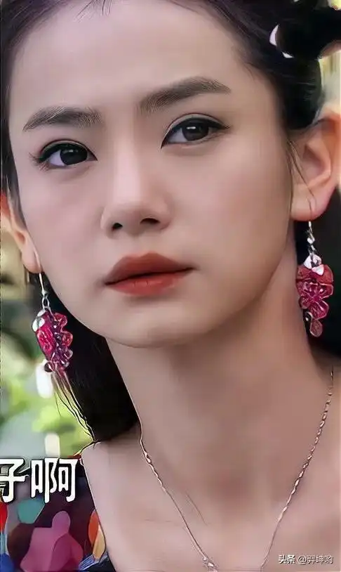 电视剧夏家三千金,夏友善,演员戚薇
