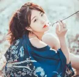 搞笑一刻师傅,麻烦您给我倒一杯果汁
