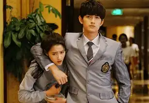 关晓彤回应新剧表演争议,但当被问及与鹿晗约会时,她却一笑而过