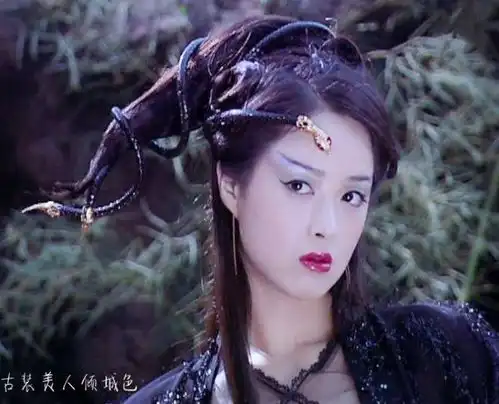 15年前这部剧才叫美女如云,没有一张整容脸,配角都是神仙颜值
