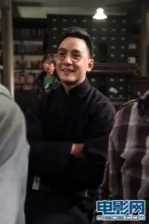 独家曝光吴彦祖建党伟业造型自称很像胡适