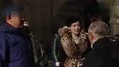 一步之遥姜文示范舒淇我想让你着着火