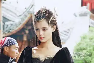 斗破苍穹消炎与美杜莎肉搏战时被一人全程看到尾
