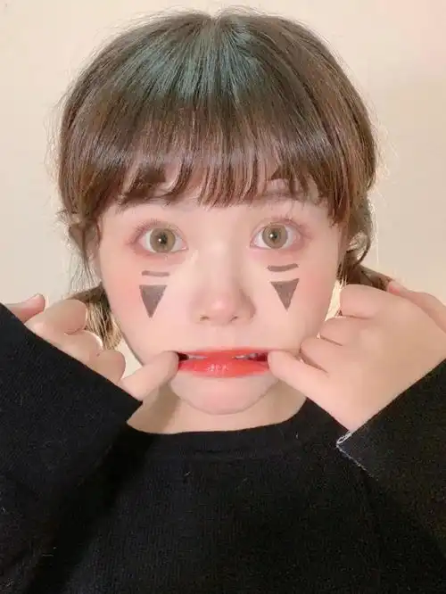 万圣来临,小鬼请就位,陪你搞怪请你吃糖,寻找全城小鬼来参赛