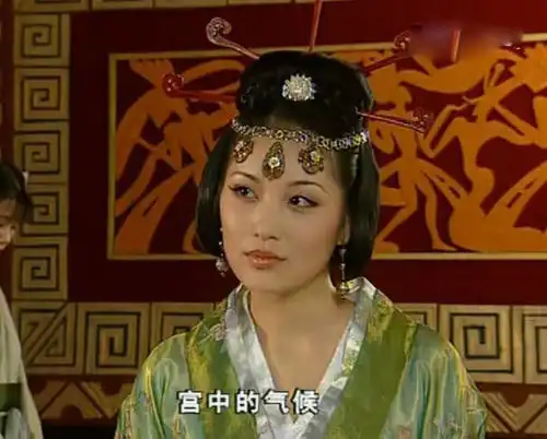 乌龙闯情关播出19年,以当今审美,刘病已的红颜团谁最好看
