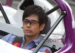 奶茶汤唯再加张柏芝,三位影后飙车竞速来比帅电影极速天使海报剧照海量美图赏,三人驾驭酷感赛车手谁更让你爱
