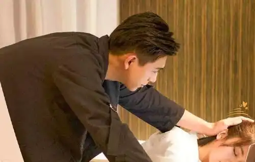 杨紫新剧再演仙女,看到男主后,网友,这下又要火了
