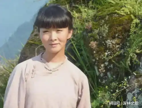 她父母是聋哑人,凭借抱狗丫头走红嫁给大11岁老公39岁生子

