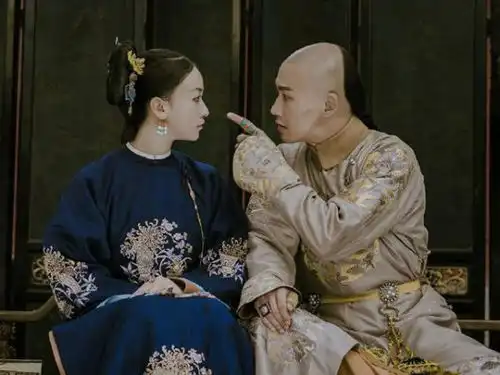 延禧攻略哪一集璎珞假扮成太监去找皇上
