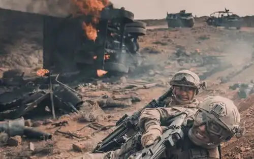 红海行动中最猛的近防炮,射速每分上万发,堪称舰艇的贴身护甲