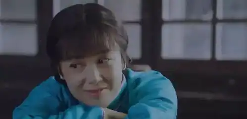 39岁董洁演18岁少女,颈纹深眼神疲惫,违和感满满