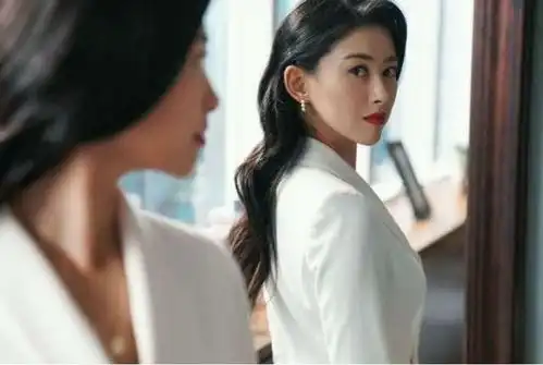 全球最美面孔朱珠拿下黑道太子她凭什么这么牛