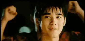 初恋男神爱上丑女,还等了她9年