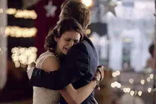 求吸血鬼日记的网盘链接
