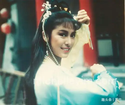 功夫巨星成龙和他爱过的女人们
