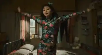 铤而走险后,大鹏又一新片来袭,柳岩的造型有点亮