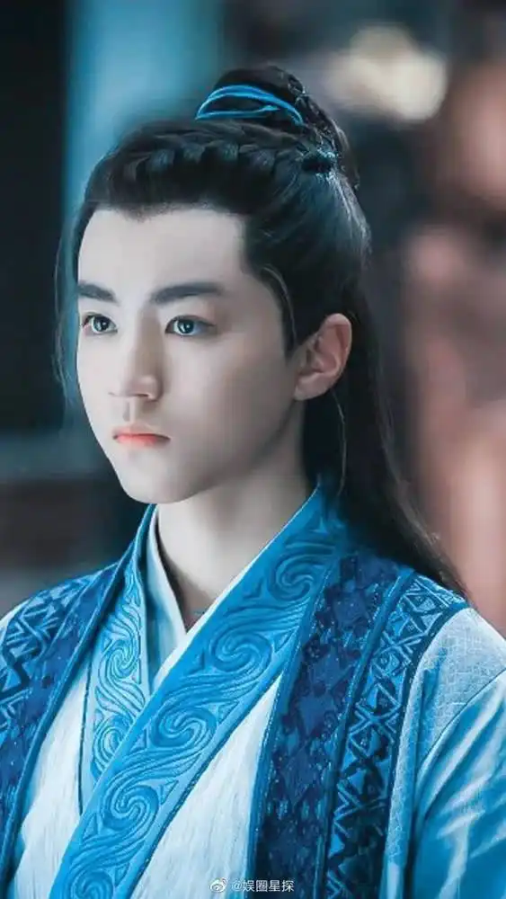 男星古装龙须头,这个发型真的很帅吗
